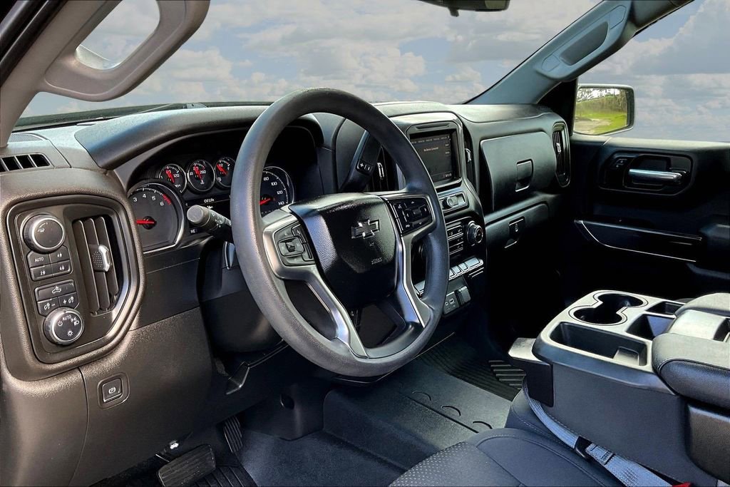 Used 2021 Chevrolet Silverado 1500 Custom Trail Boss w/ Midnight Edition image 19