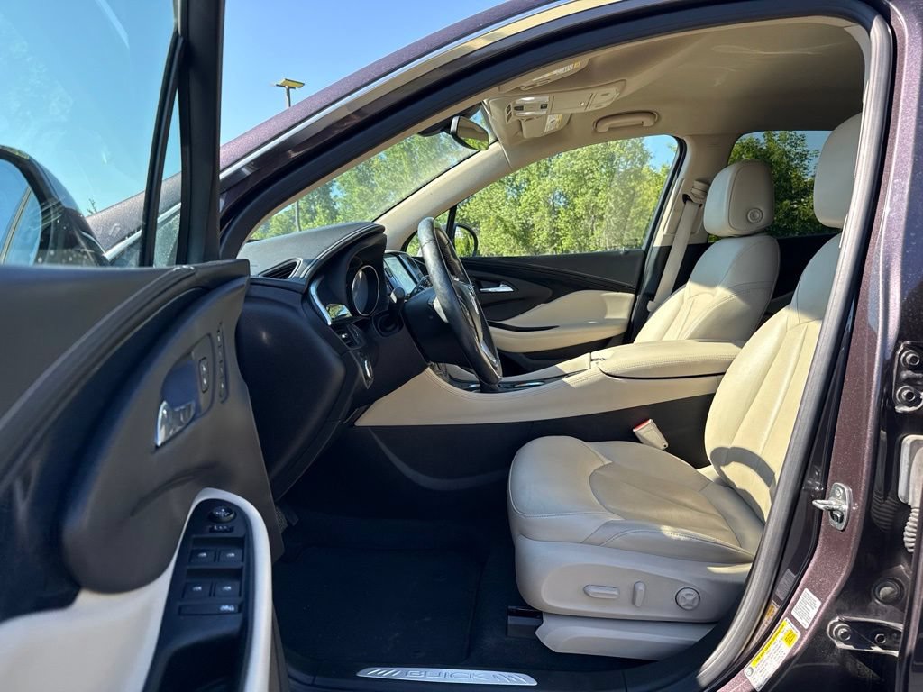 Used 2017 Buick Envision Essence AWD/4WD image 4