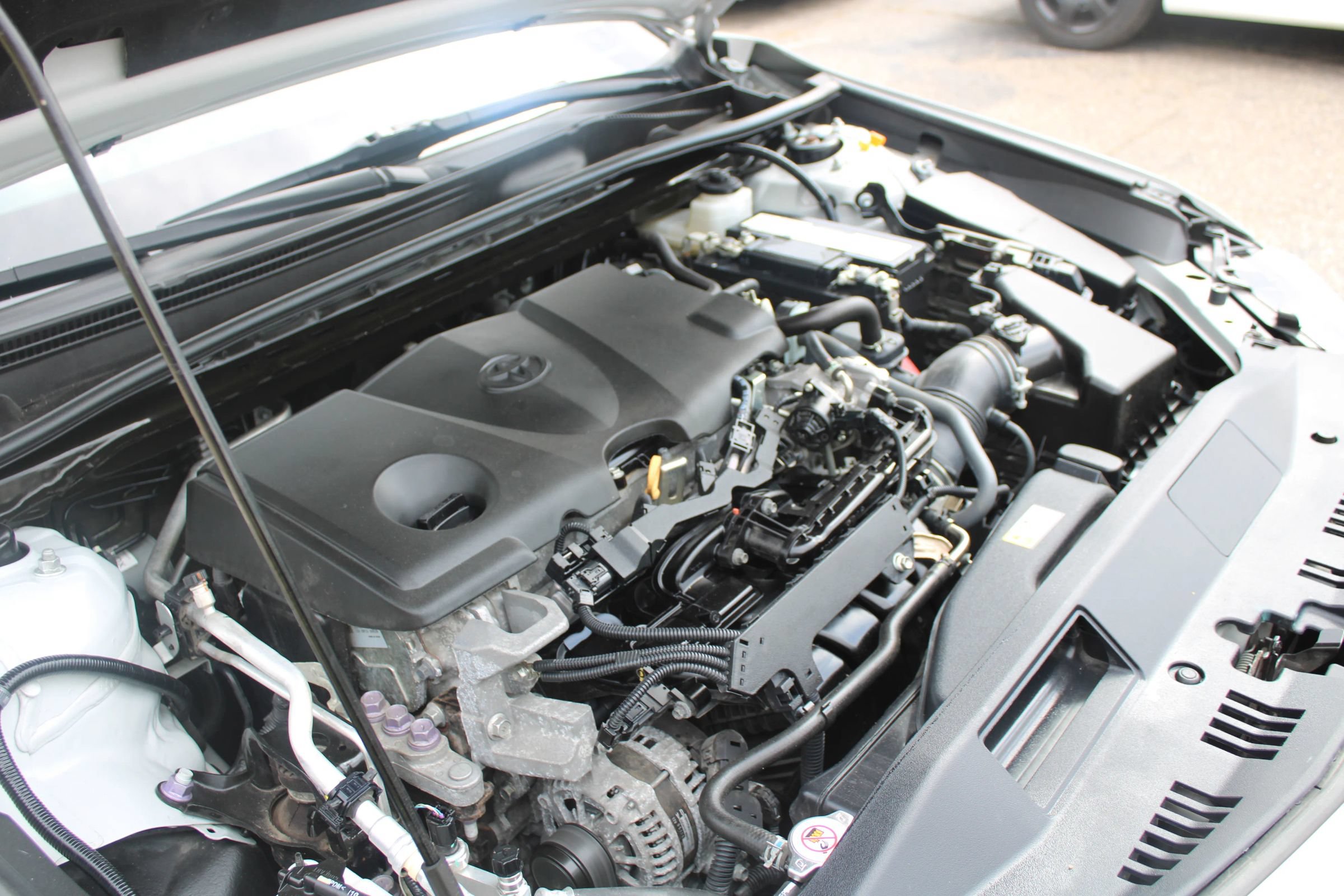 Used 2023 Toyota Camry LE FWD image 28