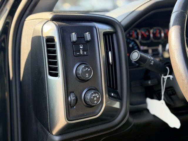 Used 2019 Chevrolet Silverado 2500 LTZ image 8