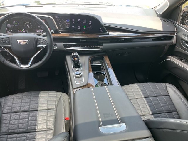 Used 2024 Cadillac Escalade Sport Platinum w/ Heavy-Duty Trailer Package image 43