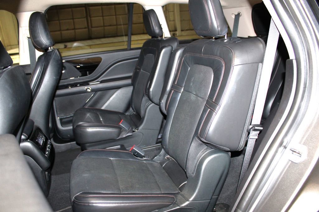 Used 2021 Lincoln Aviator Reserve w/ Equipment Group 201A image 33