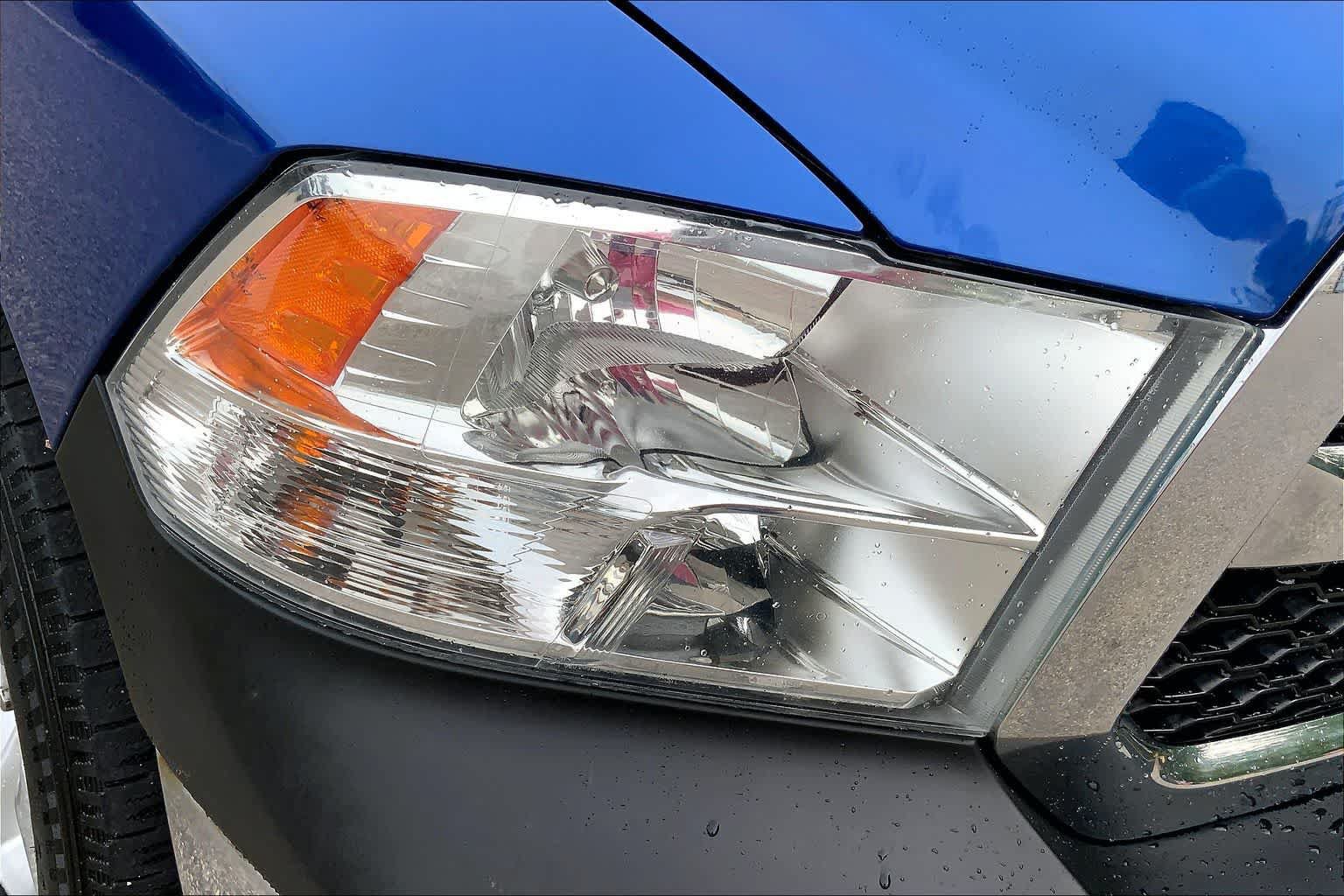 Used 2018 RAM 1500 ST w/ SXT Appearance Group AWD/4WD image 27