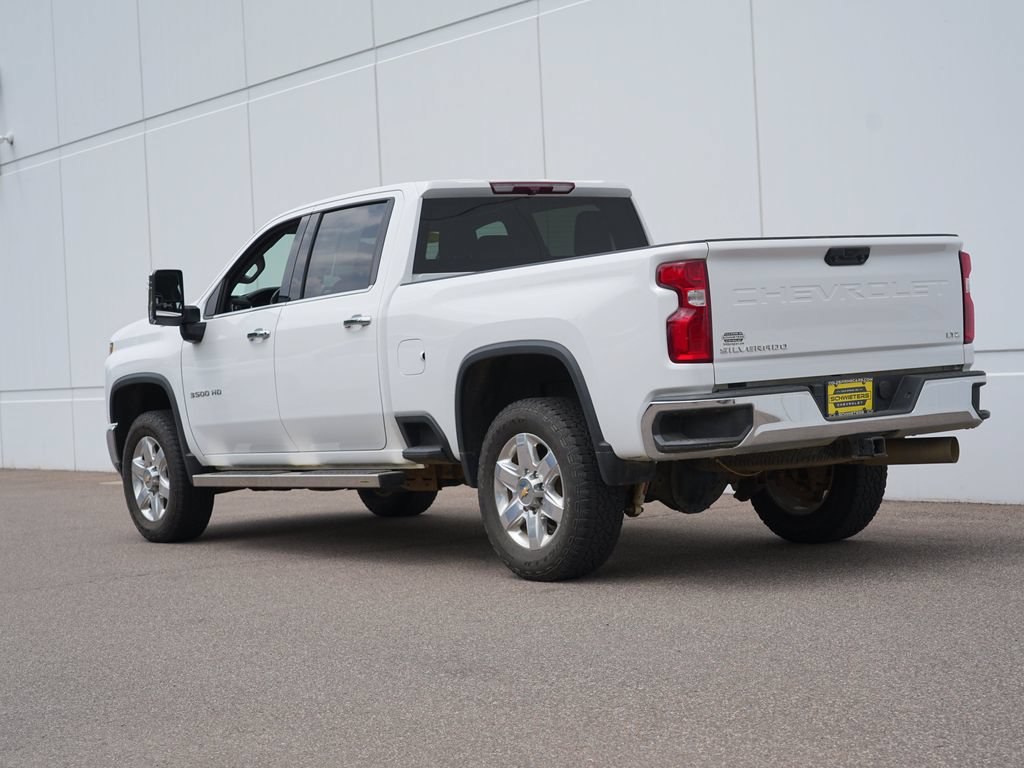 Used 2022 Chevrolet Silverado 3500 LTZ AWD/4WD image 5