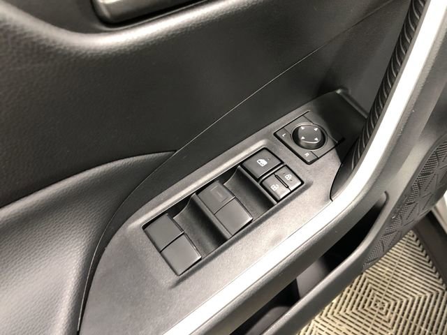 Used 2023 Toyota RAV4 LE image 13