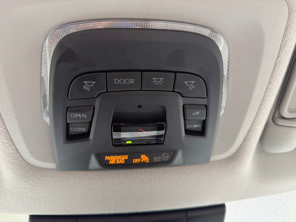 Used 2026 Toyota Corolla Cross LE w/ Moonroof Package FWD image 35