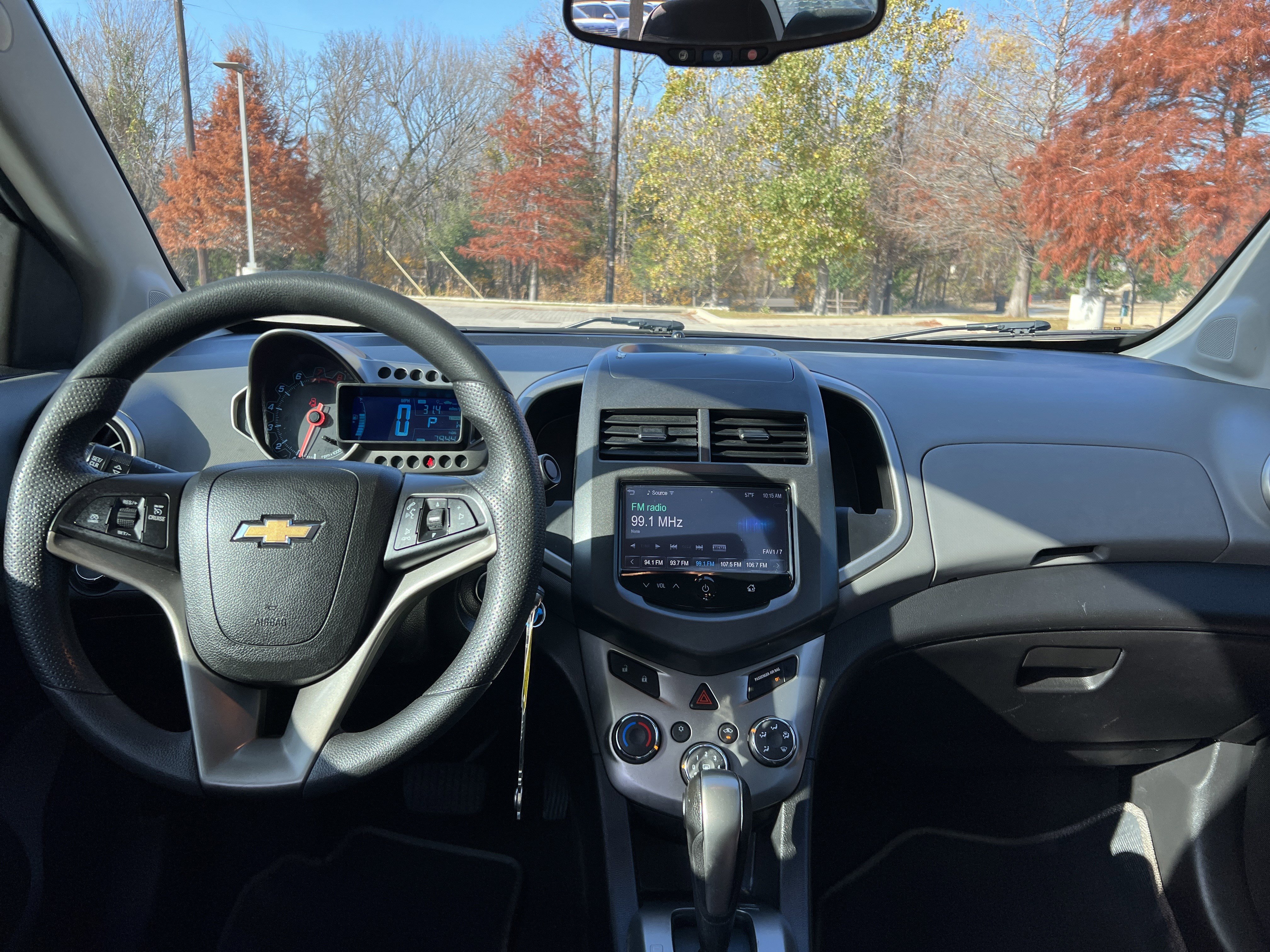 Used 2016 Chevrolet Sonic LT image 27