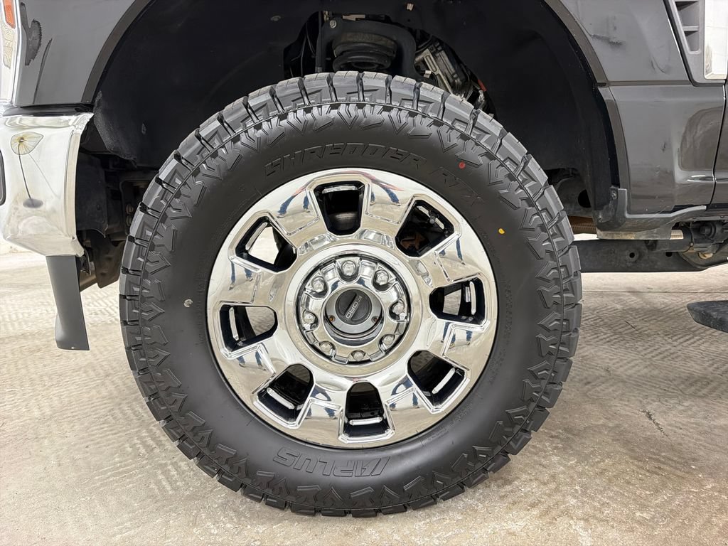 Used 2025 Ford F250 King Ranch w/ Chrome Package AWD/4WD image 13