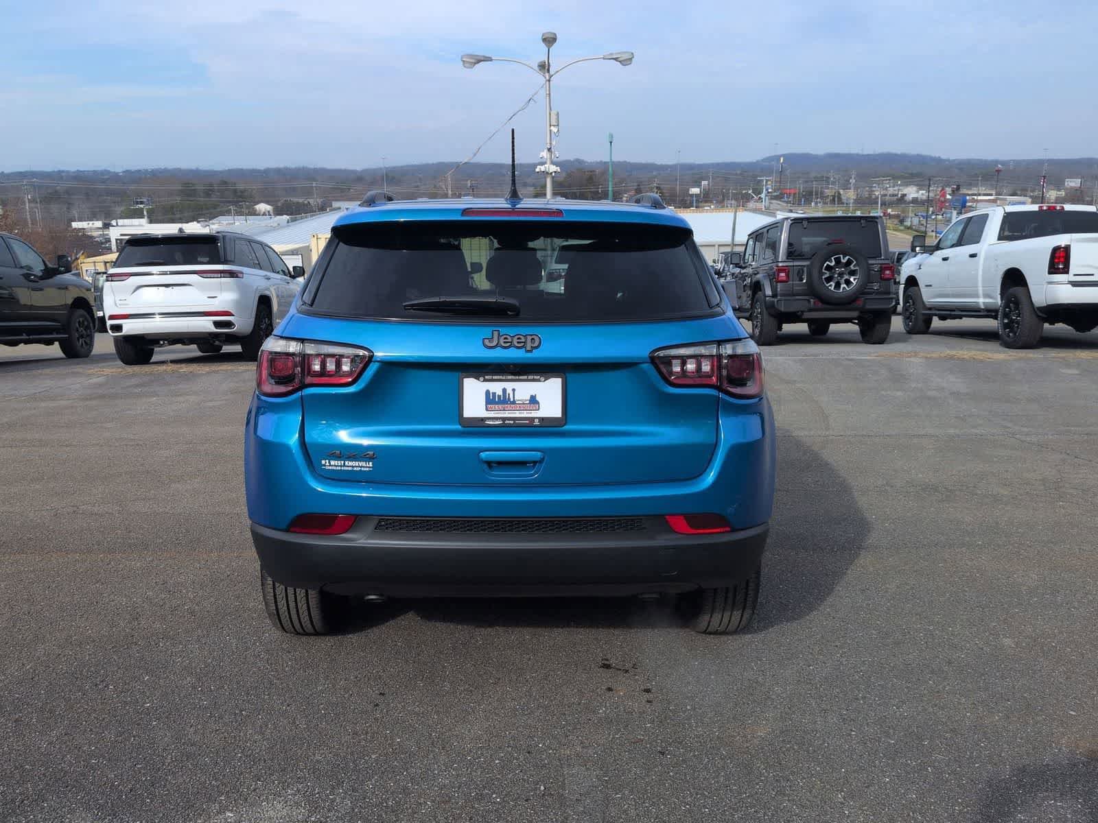 New 2026 Jeep Compass Latitude image 7