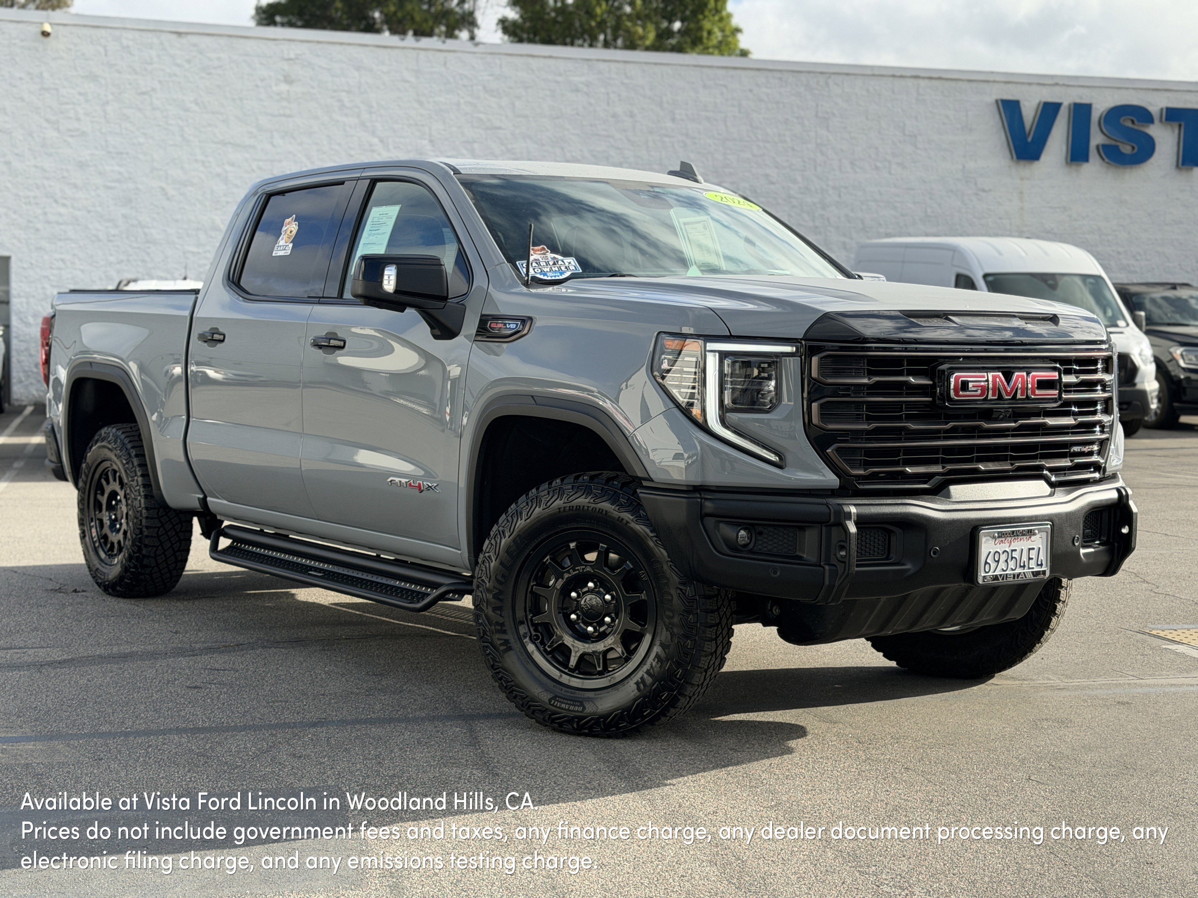 Used 2024 GMC Sierra 1500 AT4X w/ AT4X AEV Edition AWD/4WD image 1