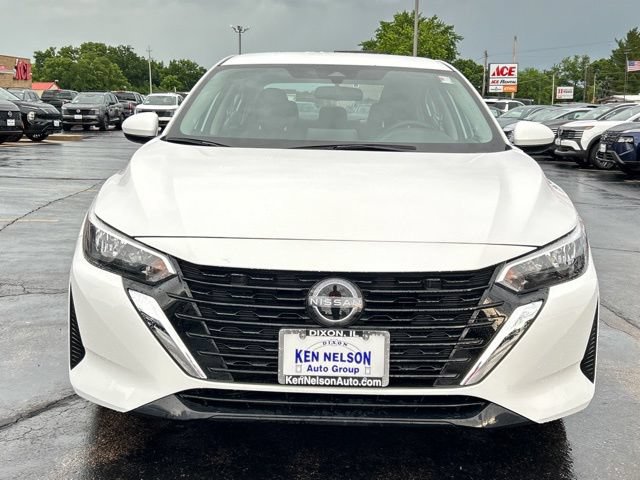 Used 2024 Nissan Sentra SV FWD image 12