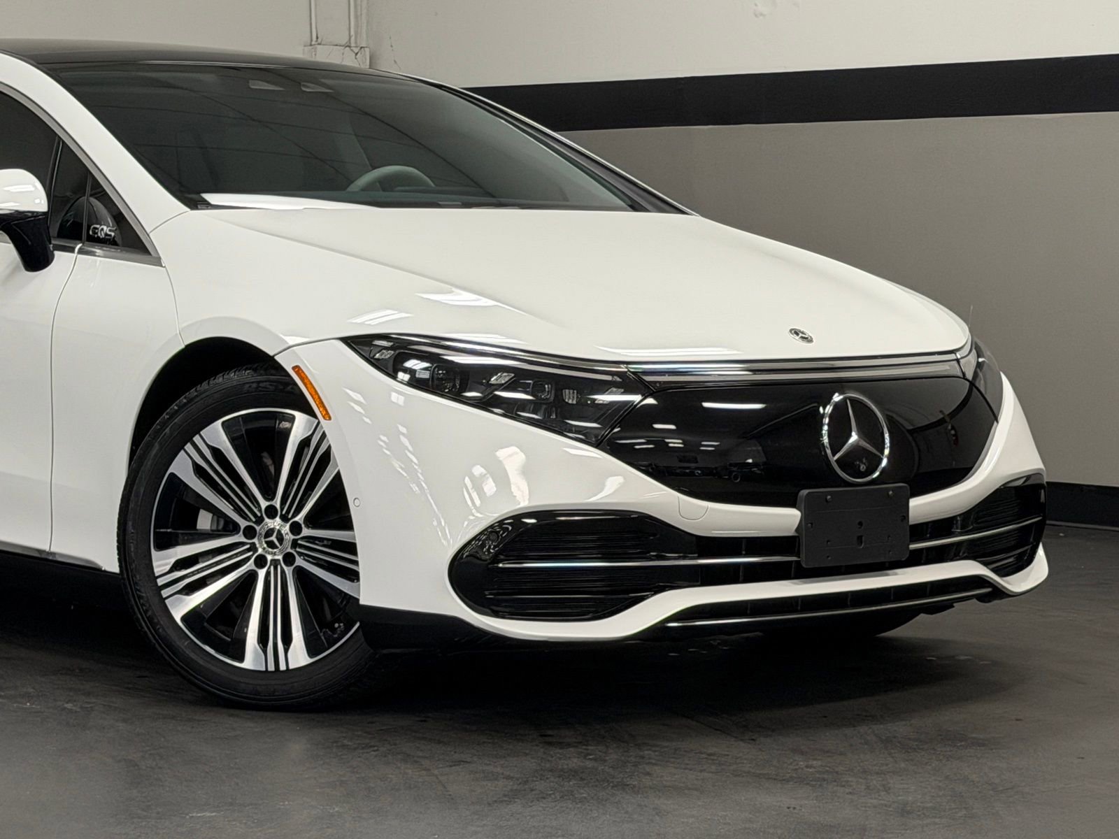 Certified 2023 Mercedes-Benz EQS 450+ Sedan image 3