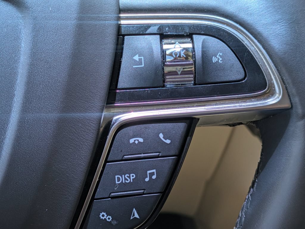 Used 2020 Lincoln Nautilus FWD w/ Equipment Group 101A image 22