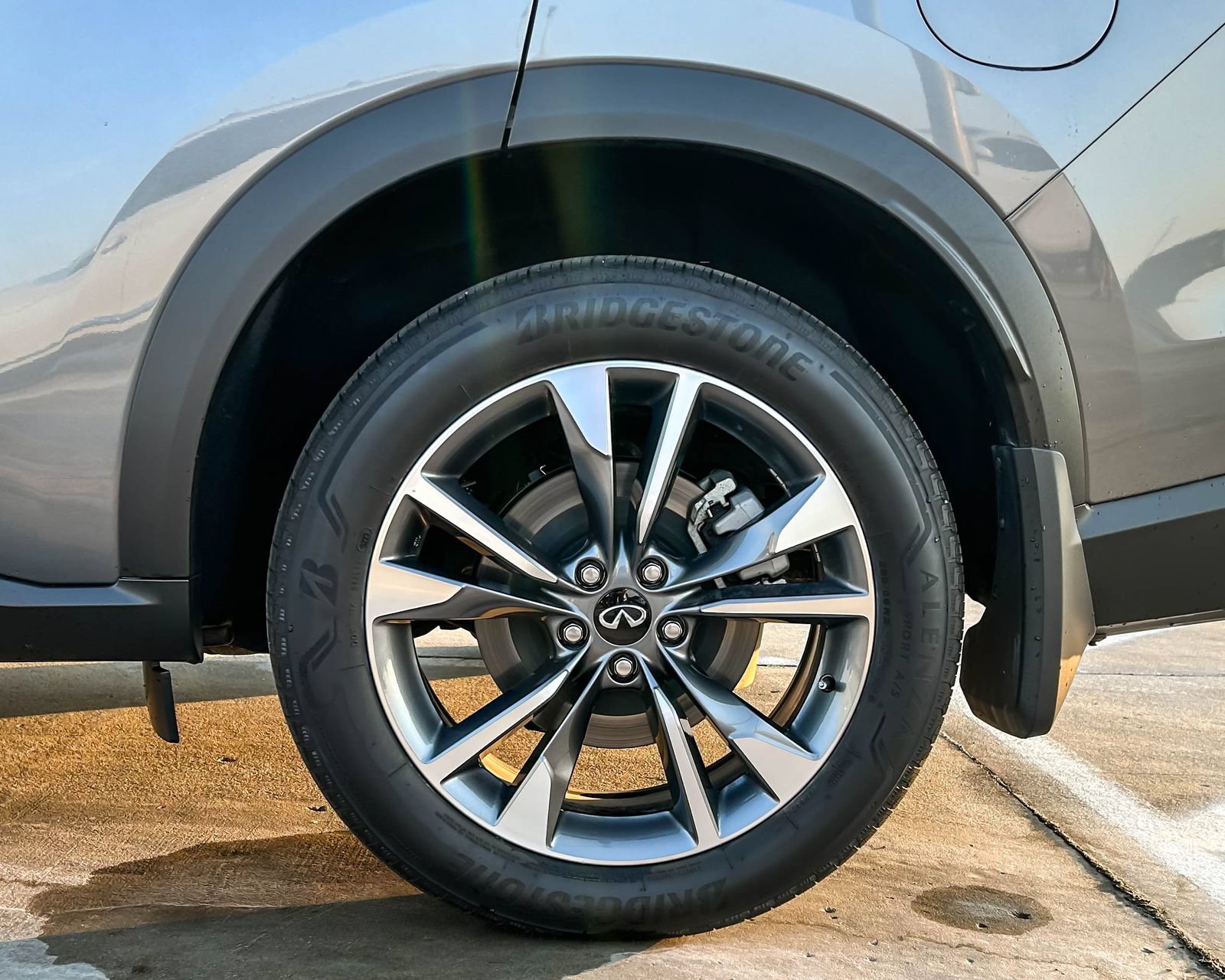 Certified 2024 INFINITI QX60 Luxe FWD image 23