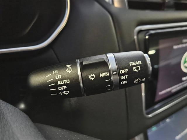 Used 2020 Land Rover Range Rover Sport SE AWD/4WD image 20