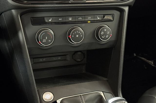 Certified 2022 Volkswagen Taos SE image 25