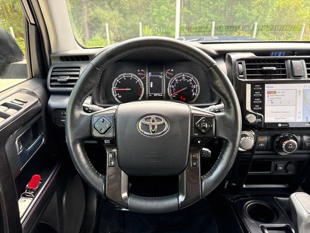 Used 2024 Toyota 4Runner TRD Off-Road Premium AWD/4WD image 19