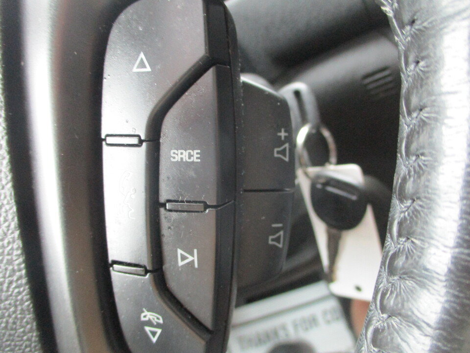 Used 2017 Buick Enclave Leather AWD/4WD image 37