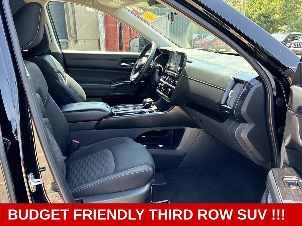 Certified 2022 Nissan Pathfinder SV FWD image 10