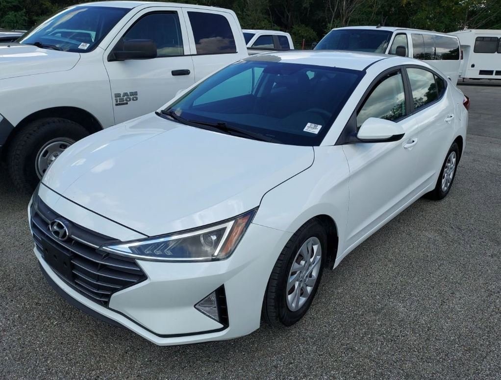 Used 2019 Hyundai Elantra SE w/ Cargo Package