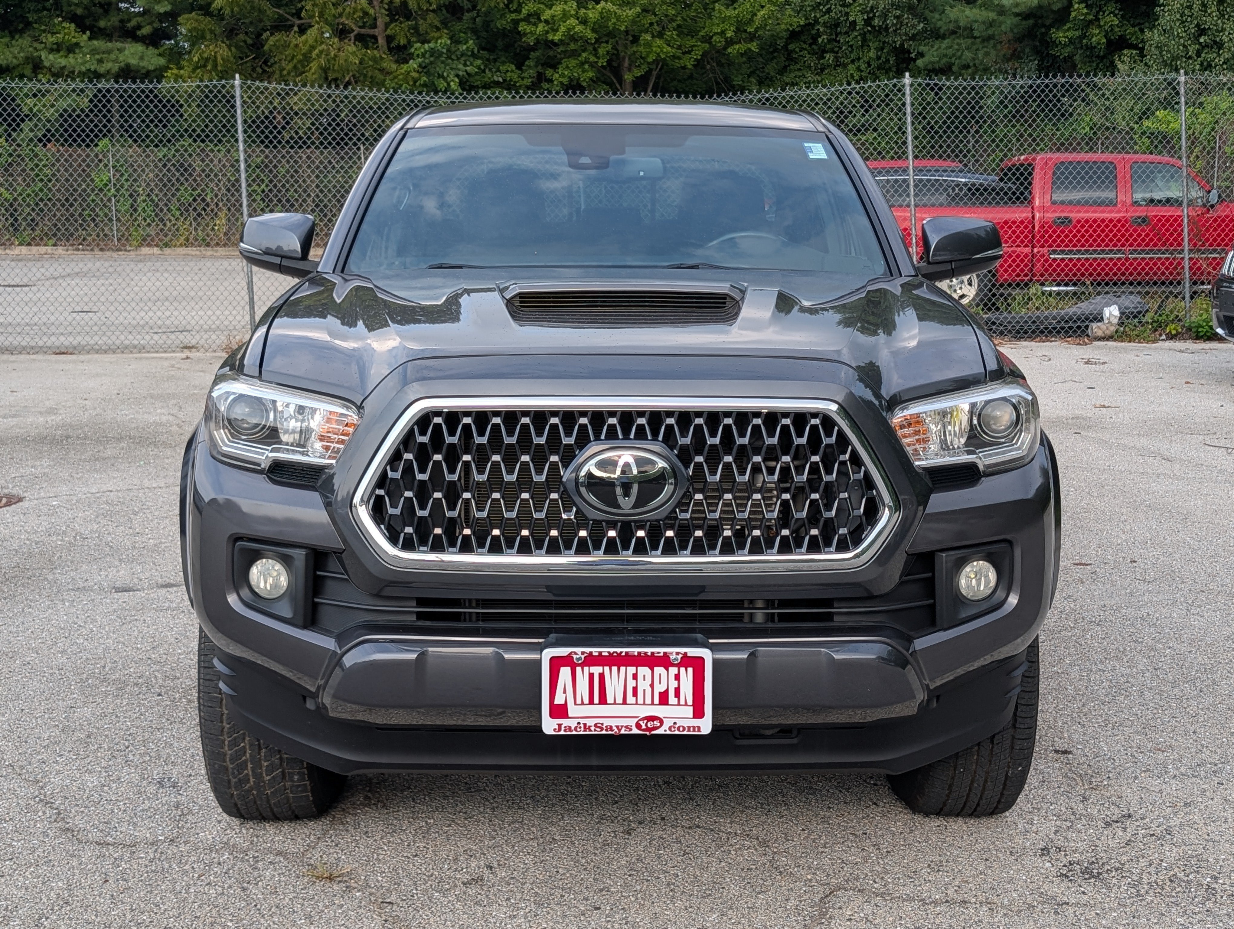 Used 2019 Toyota Tacoma TRD Sport w/ Technology Package AWD/4WD image 8