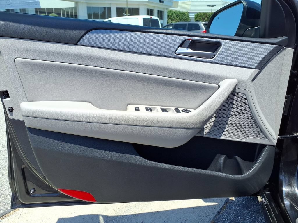 Used 2019 Hyundai Sonata SEL w/ Tech Package 02 FWD image 22