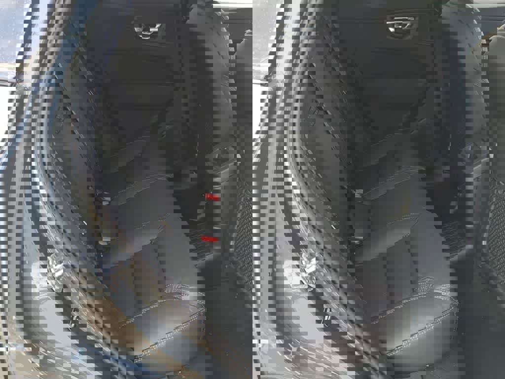 New 2026 Volvo XC60 T8 Ultra w/ Protection Package Premier AWD/4WD image 19