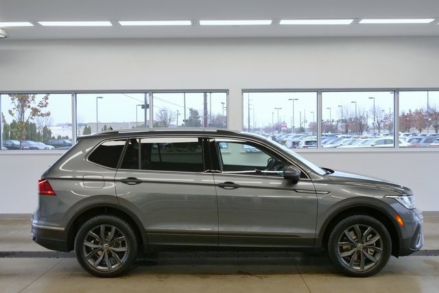 Used 2022 Volkswagen Tiguan SE image 7