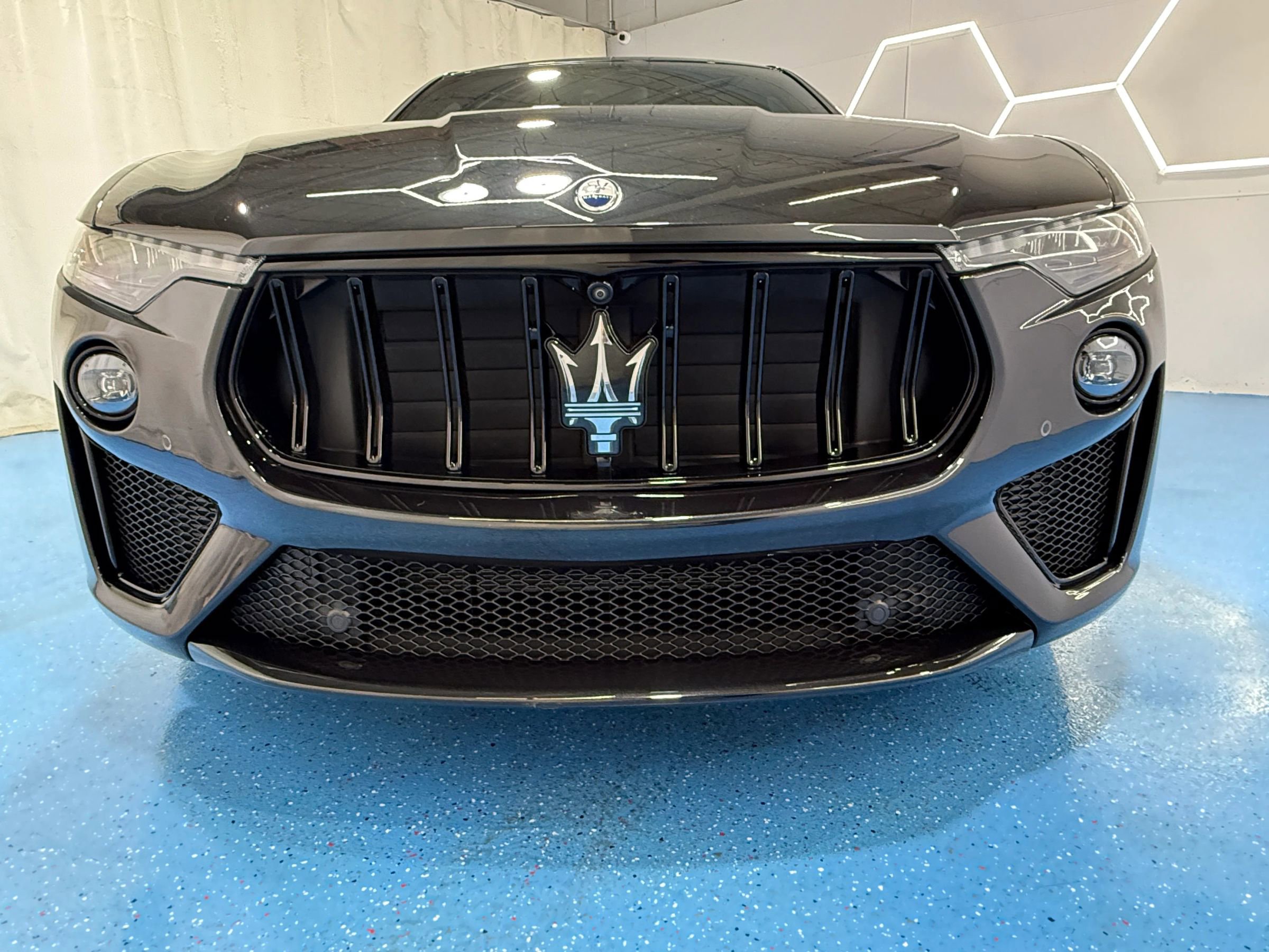 Used 2022 Maserati Levante Modena S AWD/4WD image 11