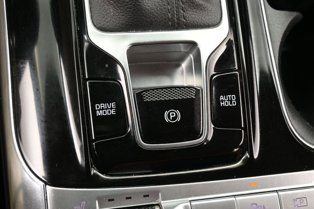 Used 2022 Kia Carnival SX FWD image 29