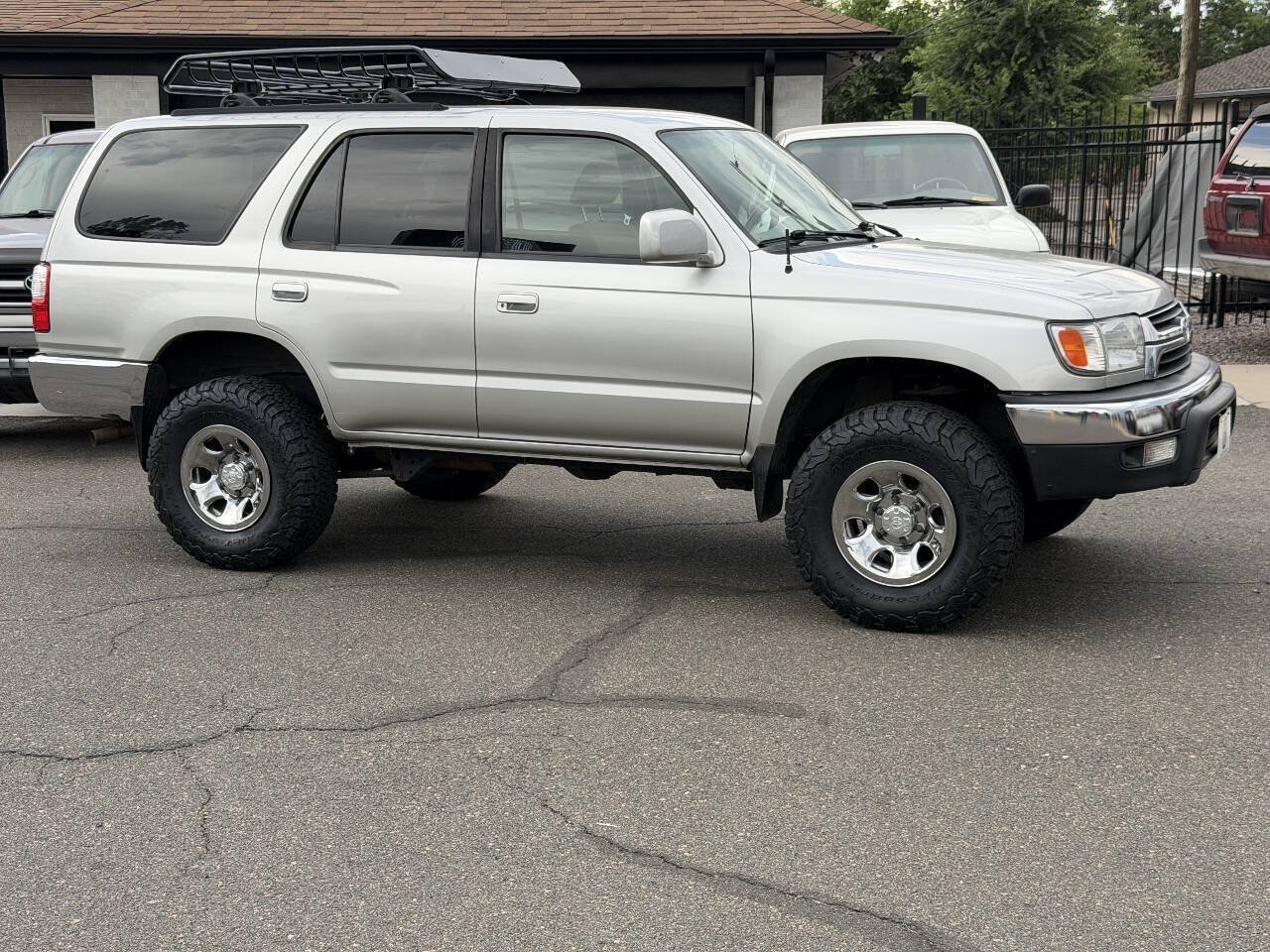 Used 2001 Toyota 4Runner SR5 AWD/4WD image 26