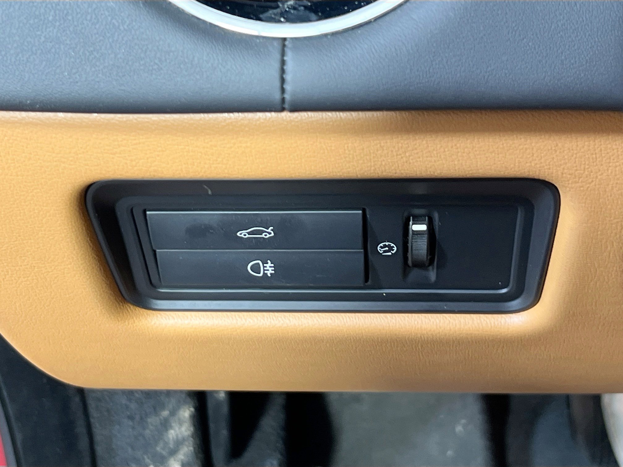 Used 2019 Jaguar XJ L Portfolio image 10