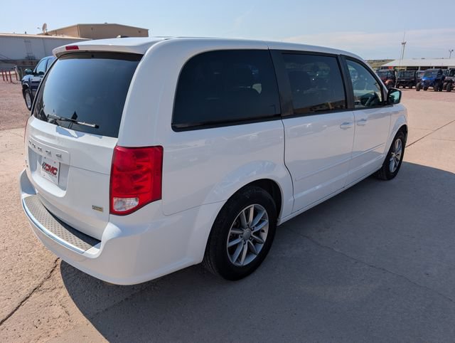 Used 2016 Dodge Grand Caravan SE FWD image 7