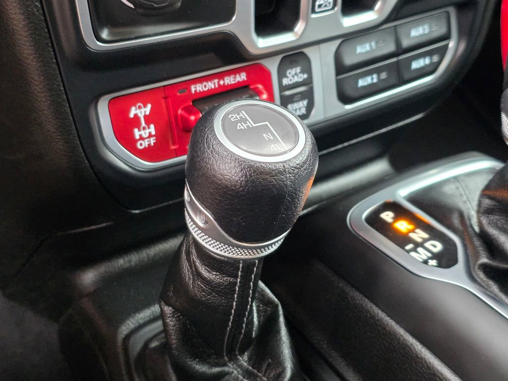 Used 2025 Jeep Wrangler Rubicon image 35