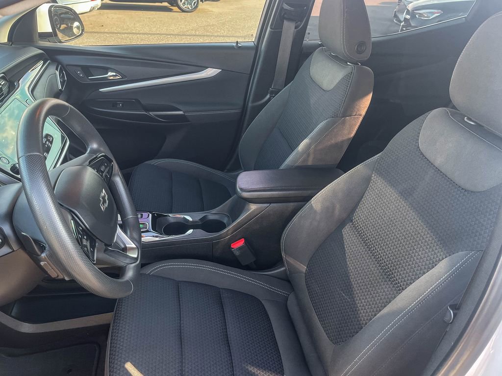 Used 2022 Chevrolet Bolt EUV LT image 35