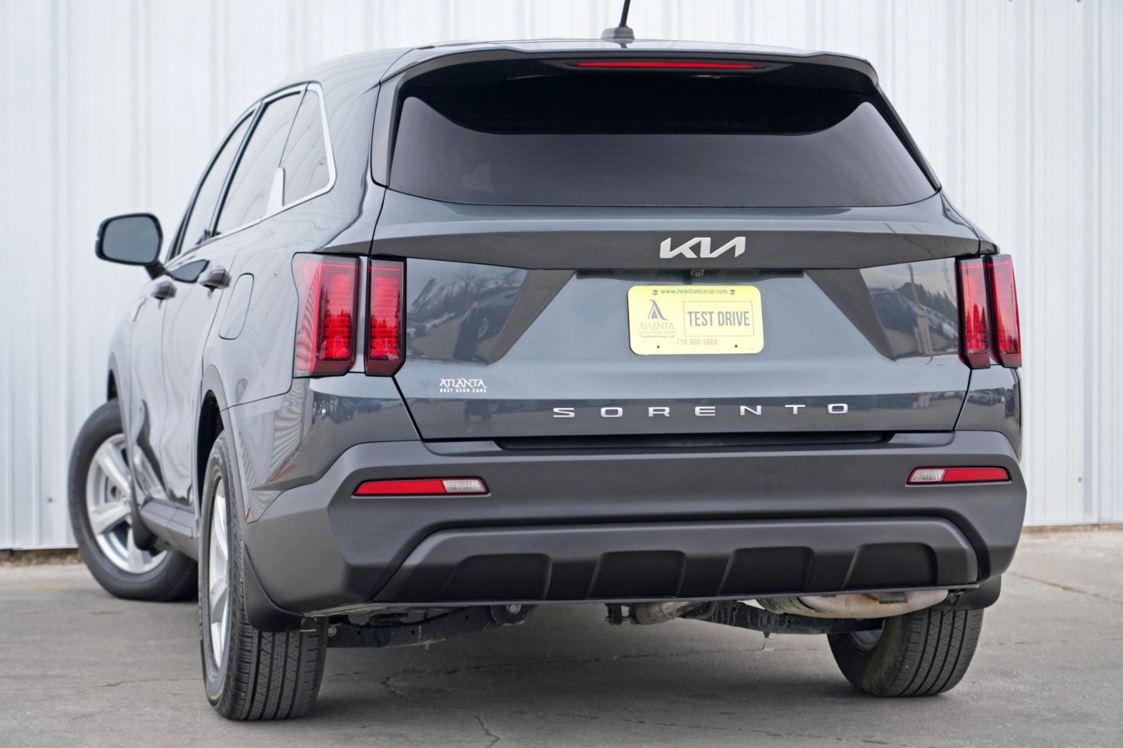 Used 2022 Kia Sorento LX FWD image 5