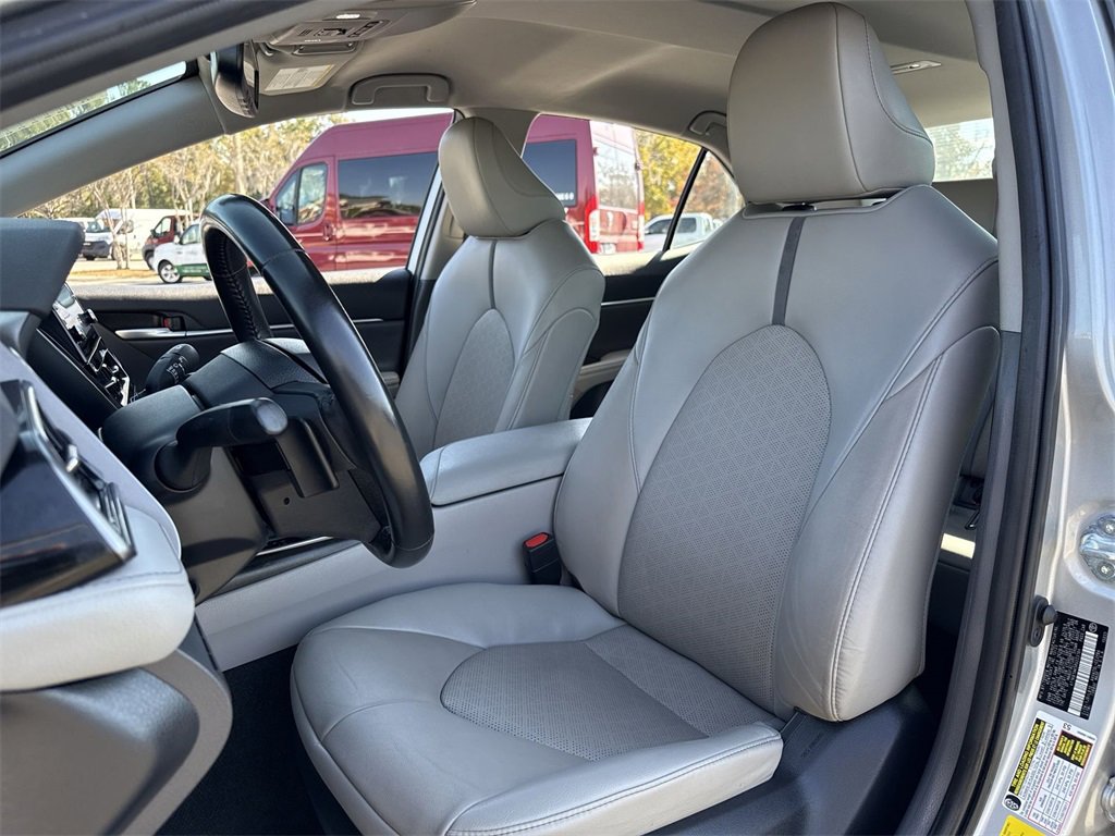 Used 2024 Toyota Camry XSE image 10