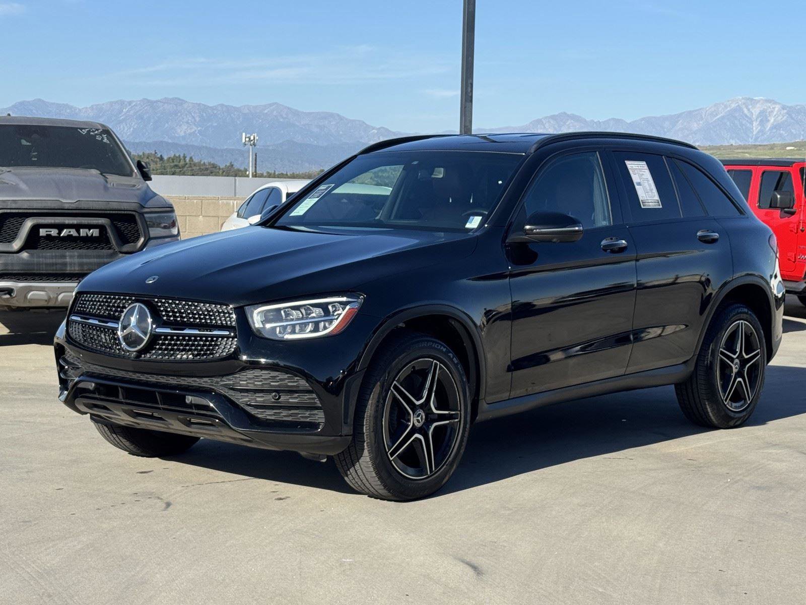 Used 2021 Mercedes-Benz GLC 300 image 3