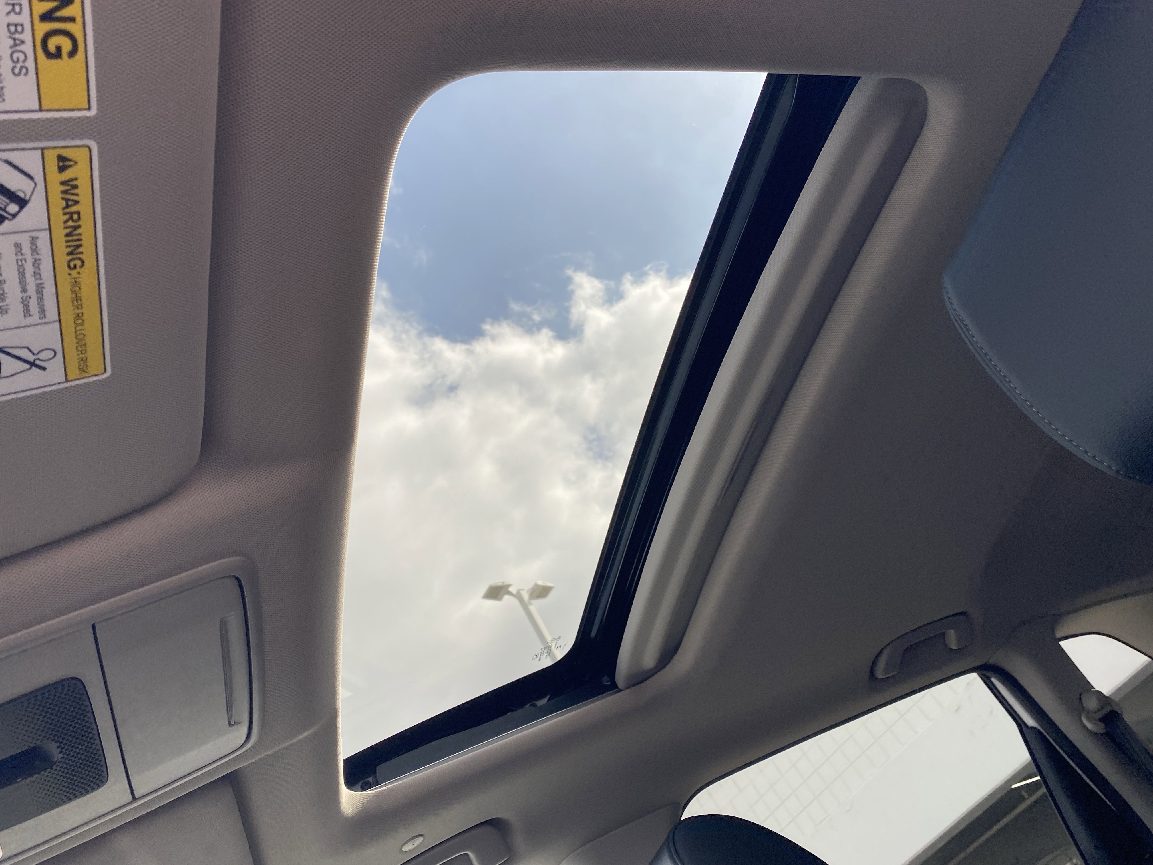 Used 2025 Honda CR-V EX-L image 18