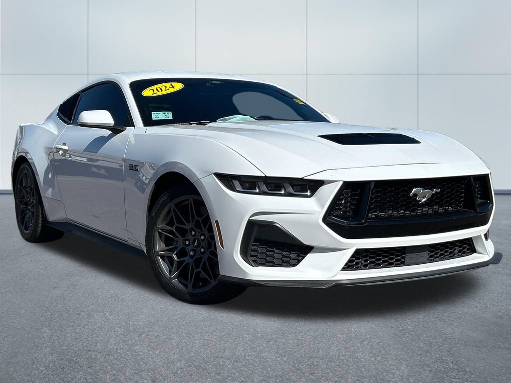 Used 2024 Ford Mustang GT RWD image 30