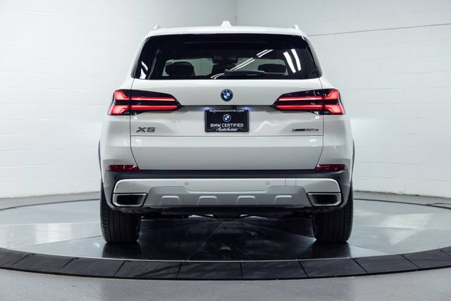 Used 2024 BMW X5 xDrive50e w/ Climate Comfort Package AWD/4WD image 7