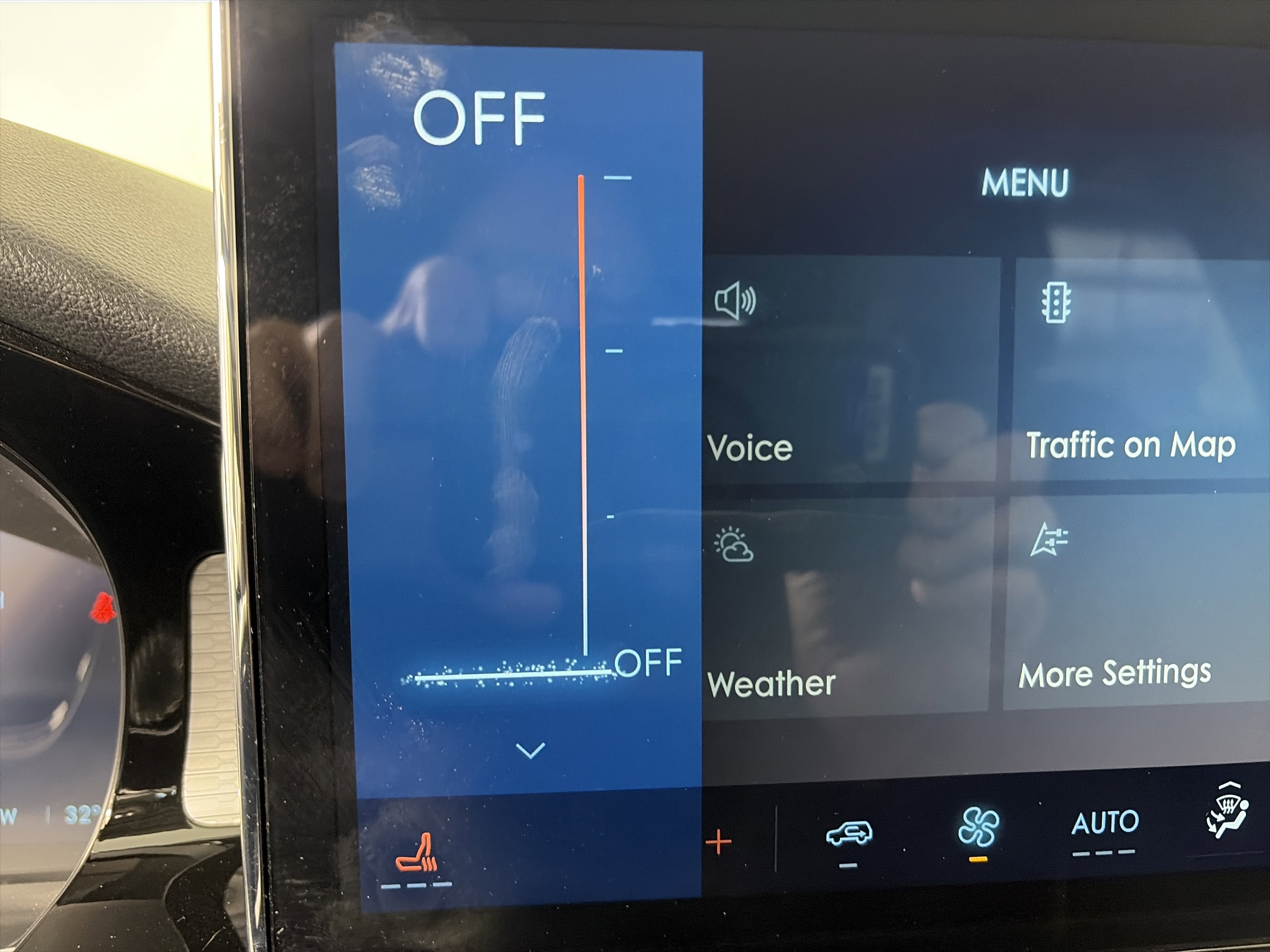 Used 2025 Lincoln Corsair AWD image 20