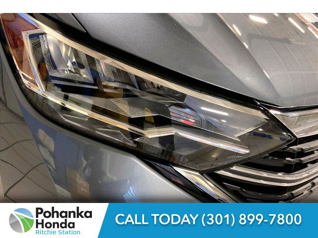 Used 2023 Volkswagen Jetta SE image 29