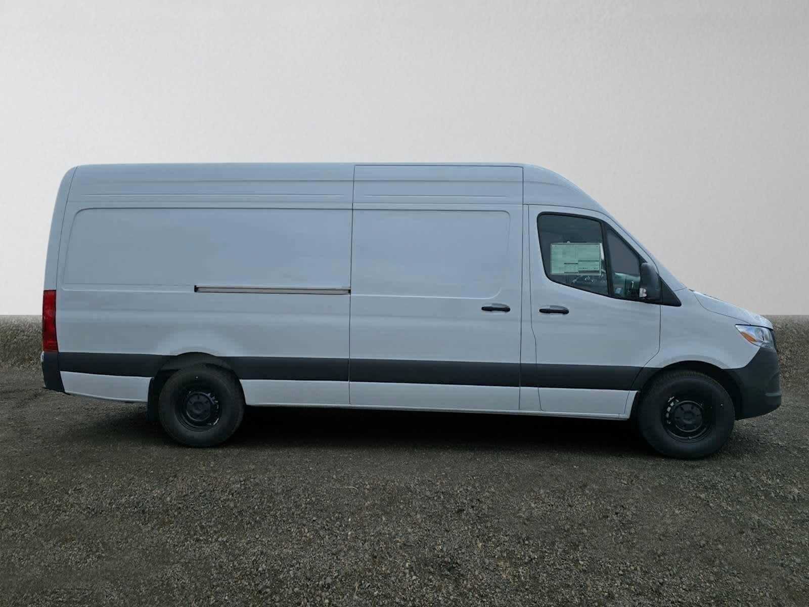 New 2026 Mercedes-Benz Sprinter 2500 image 2