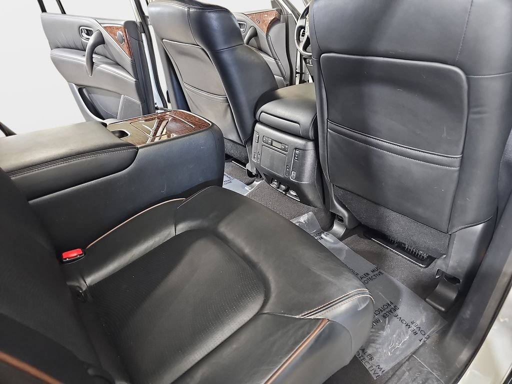 Used 2019 Nissan Armada Platinum w/ Captain's Chairs Package AWD/4WD image 13