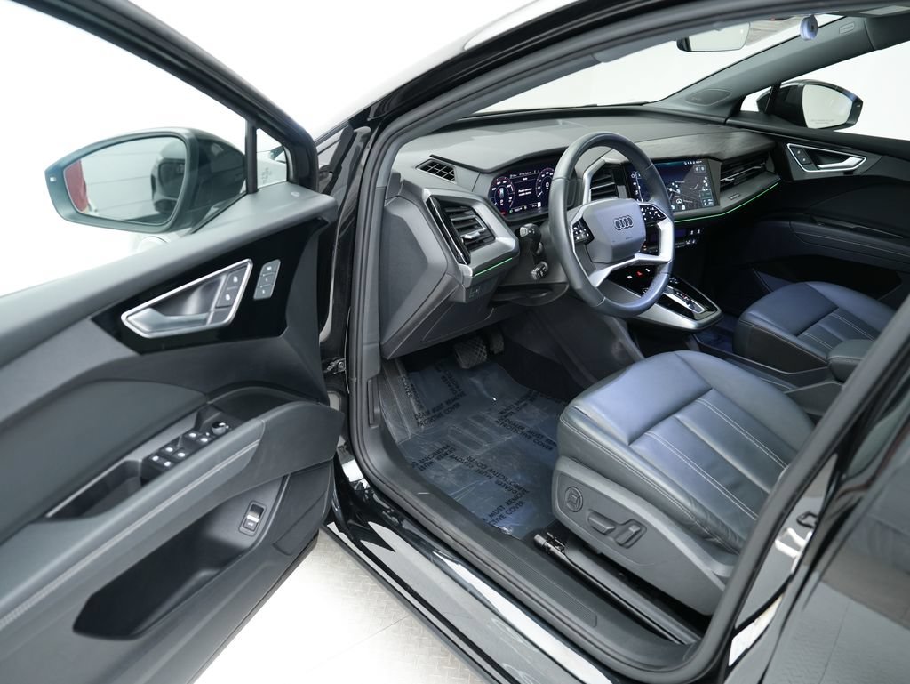 Used 2023 Audi Q4 e-tron Premium Plus AWD/4WD image 6