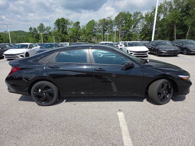 New 2026 Hyundai Elantra Sport FWD image 16