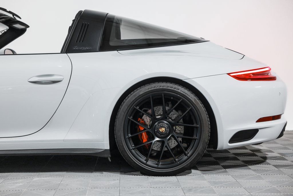 Used 2019 Porsche 911 Targa 4 GTS image 13