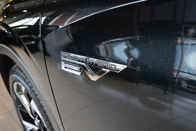 Used 2024 Mitsubishi Outlander SEL Black Edition image 13