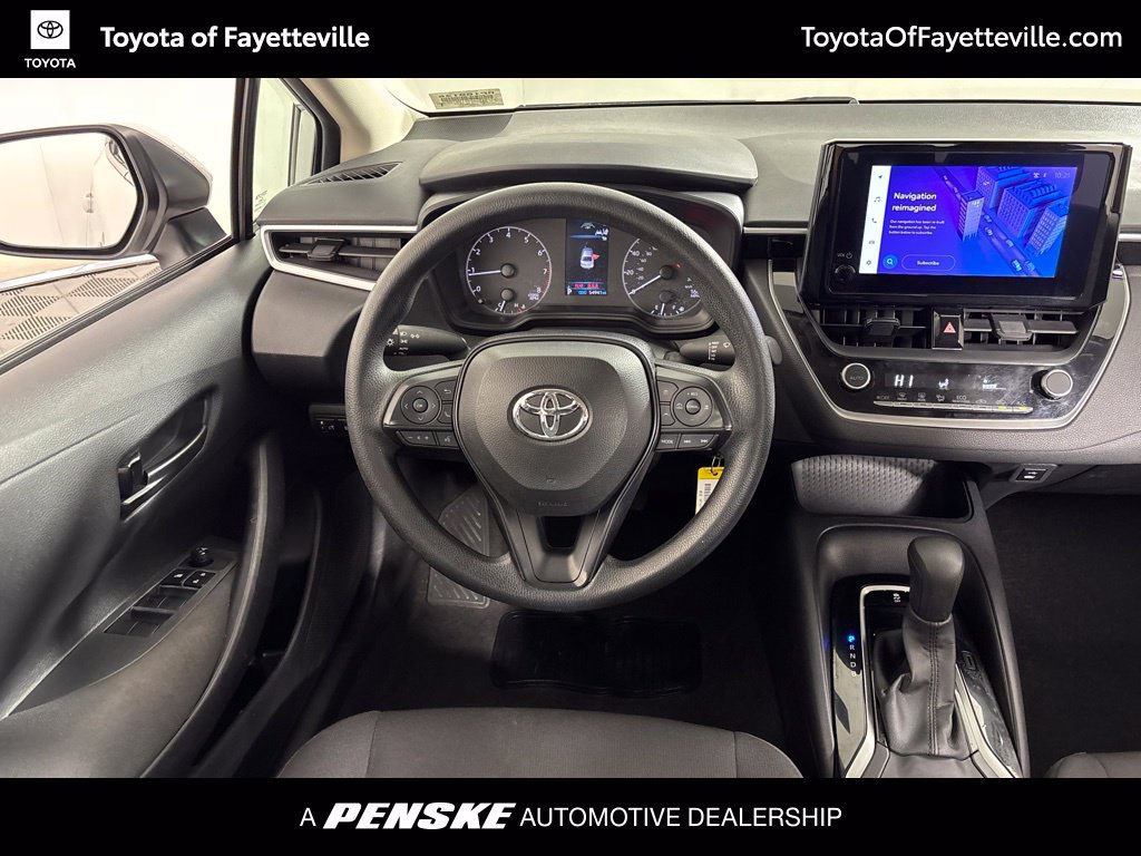 Used 2024 Toyota Corolla LE FWD image 2